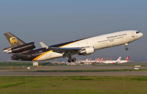 跨境电商旺季发货美国 如何选择合适的物流方式与润峯物流的优势